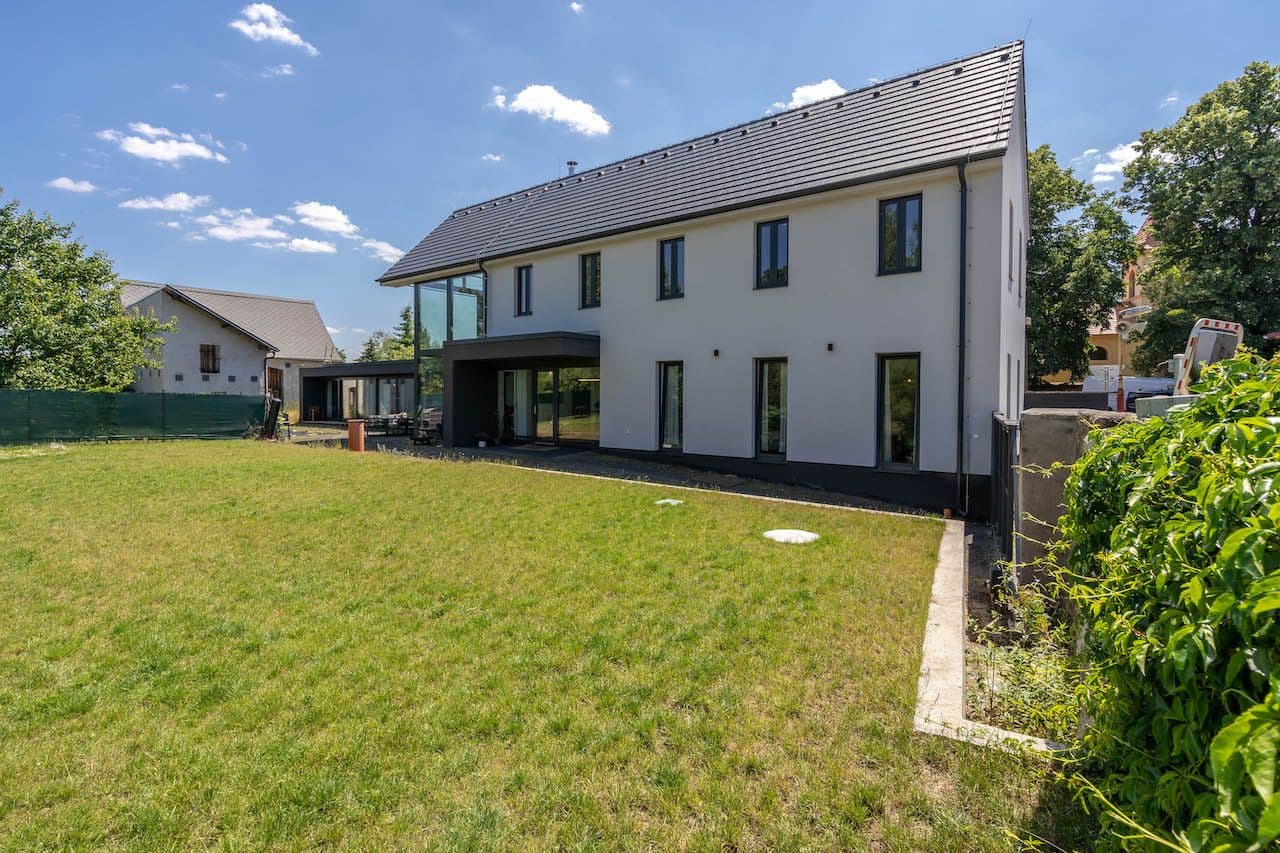 Prenájom bytu 240 m², Černěves, Černěves, Ústecký kraj Prenájom bytu 240 m², Černěves, Černěves, Ústecký kraj