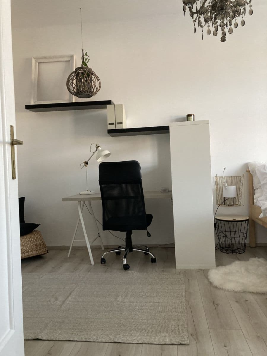 Prenájom bytu 50 m², Hartigova, Praha, Praha Prenájom bytu 50 m², Hartigova, Praha, Praha