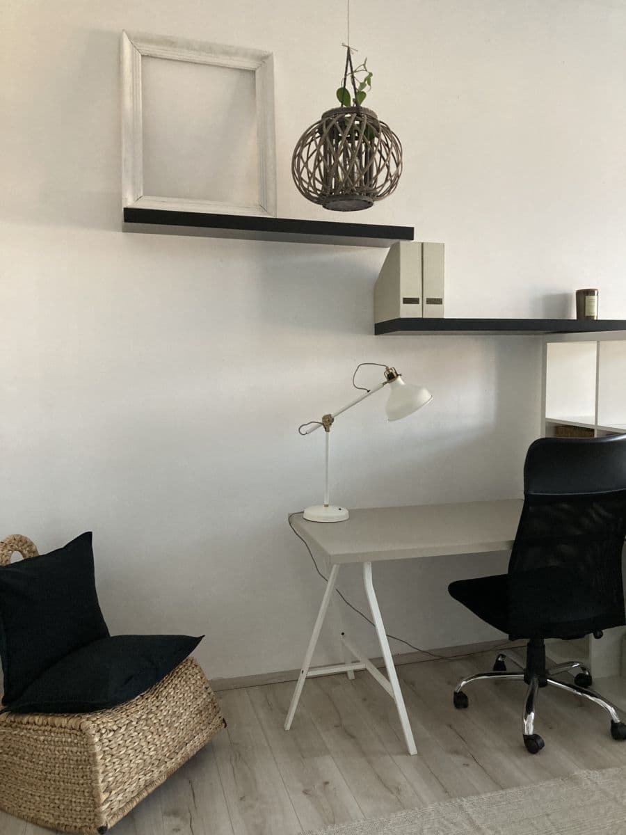 Prenájom bytu 50 m², Hartigova, Praha, Praha Prenájom bytu 50 m², Hartigova, Praha, Praha