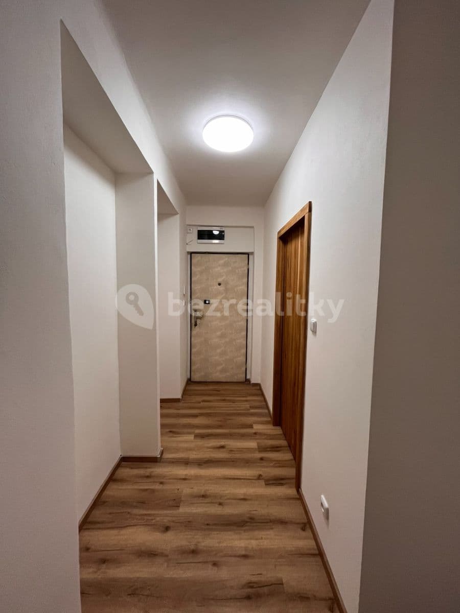 Prenájom bytu 3-izbový 65 m², Na Stezce, Praha, Praha Prenájom bytu 3-izbový 65 m², Na Stezce, Praha, Praha