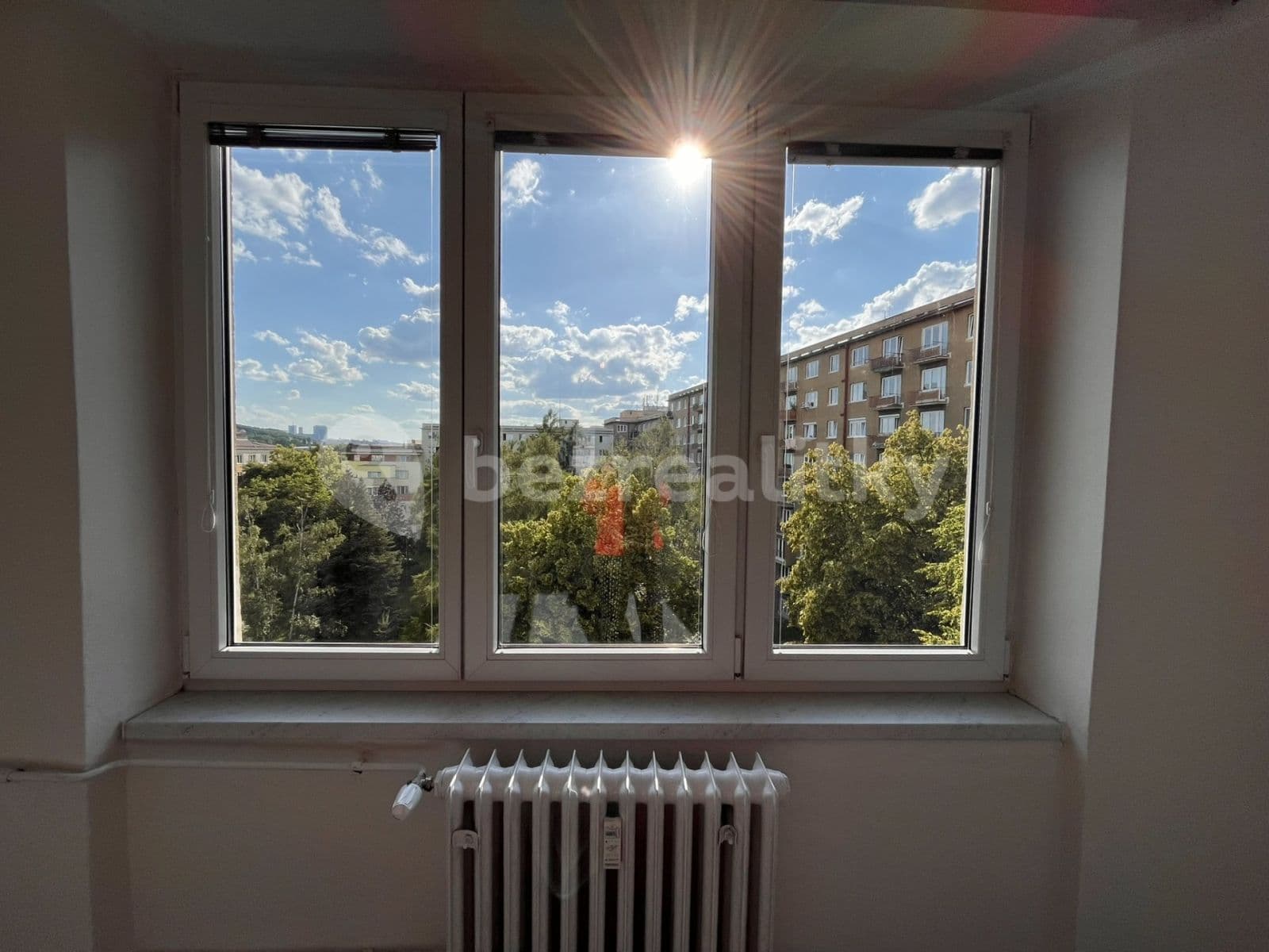 Prenájom bytu 3-izbový 65 m², Na Stezce, Praha, Praha Prenájom bytu 3-izbový 65 m², Na Stezce, Praha, Praha