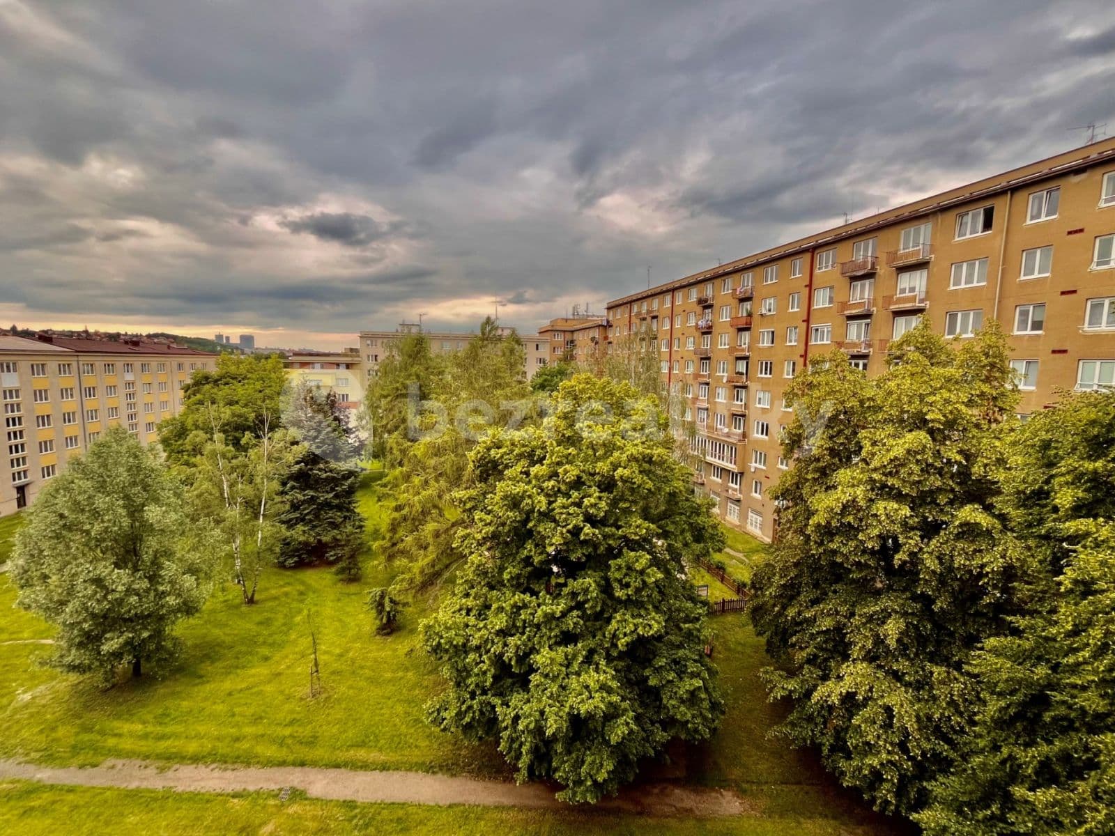 Prenájom bytu 3-izbový 65 m², Na Stezce, Praha, Praha Prenájom bytu 3-izbový 65 m², Na Stezce, Praha, Praha