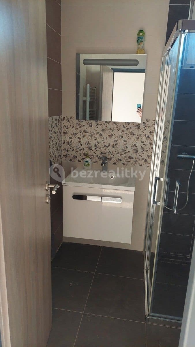 Prenájom domu 66 m², pozemek 620 m², Suchdol, Středočeský kraj Prenájom domu 66 m², pozemek 620 m², Suchdol, Středočeský kraj