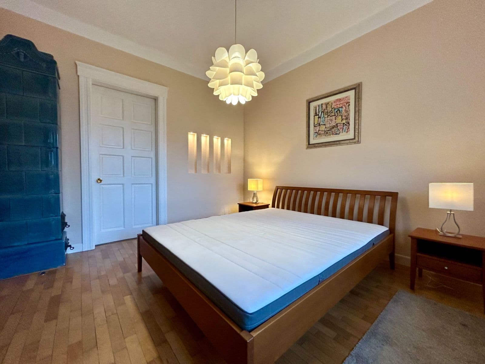 Prenájom bytu 3-izbový 73 m², Čajkovského, Praha, Praha Prenájom bytu 3-izbový 73 m², Čajkovského, Praha, Praha