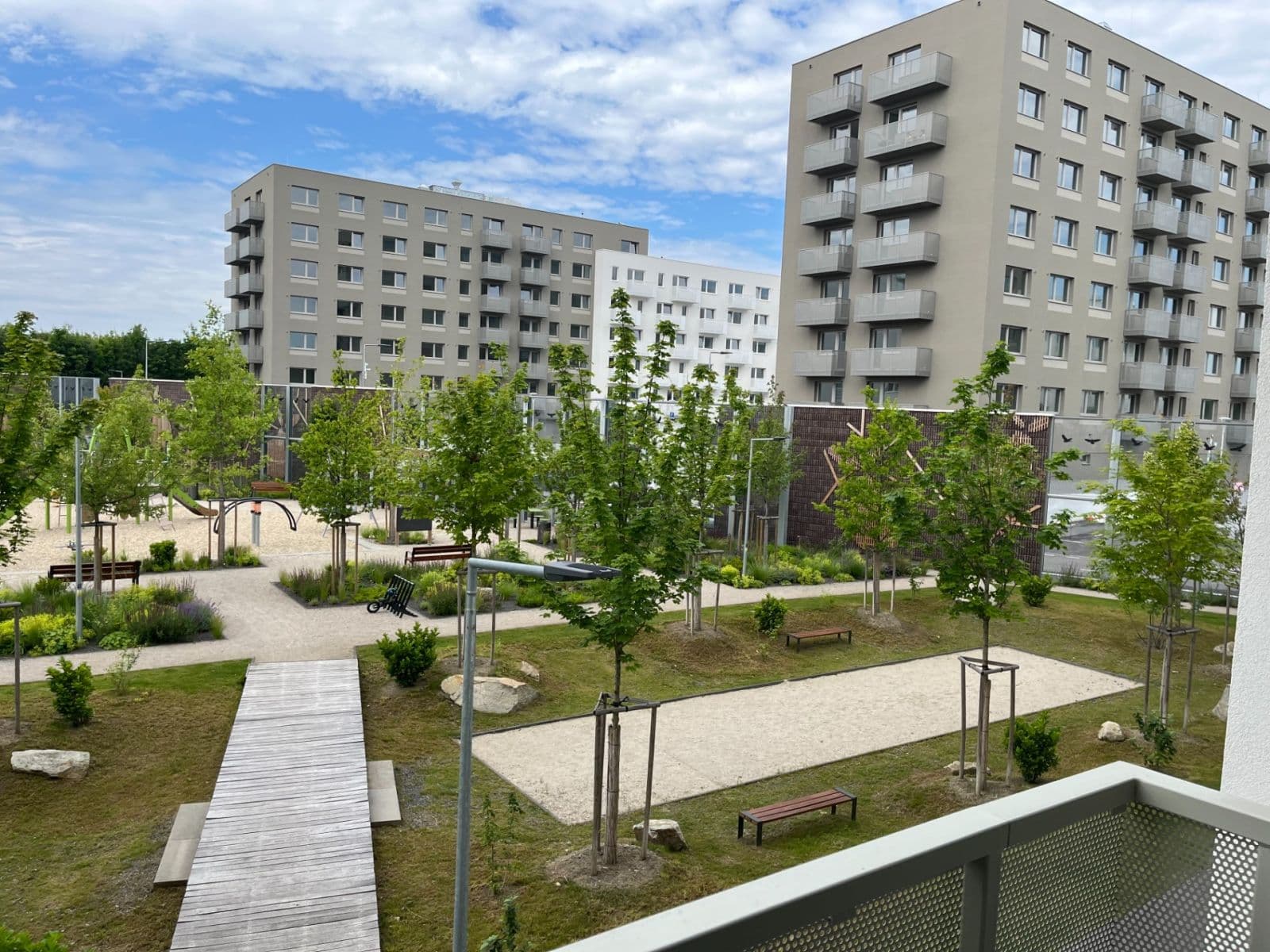 Prenájom bytu 1-izbový 24 m², Ivanská cesta, Ružinov, Bratislavský kraj Prenájom bytu 1-izbový 24 m², Ivanská cesta, Ružinov, Bratislavský kraj