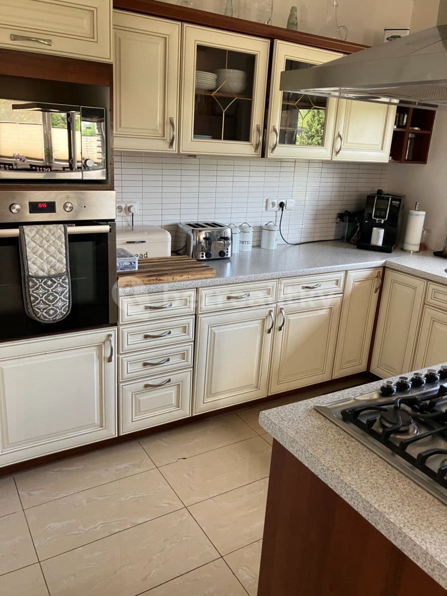 Prenájom domu 286 m², pozemok 447 m², Habrová, Horoměřice, Středočeský kraj Prenájom domu 286 m², pozemok 447 m², Habrová, Horoměřice, Středočeský kraj