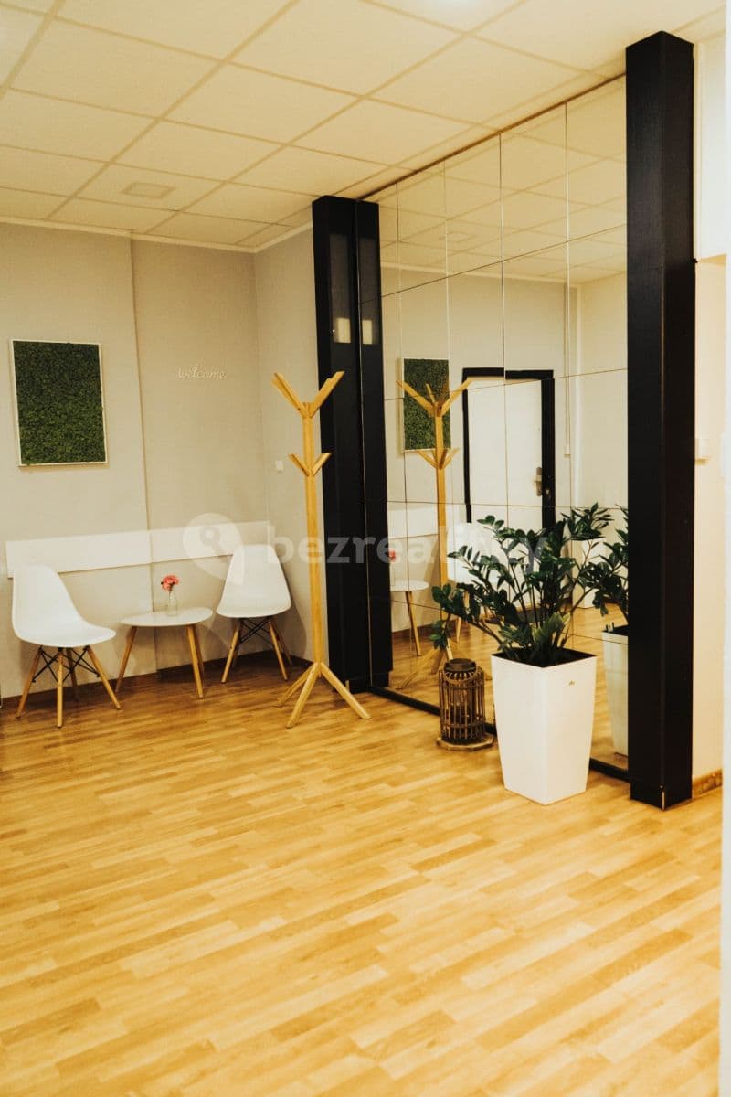 Prenájom kancelárie 25 m², Husova, Brno, Jihomoravský kraj Prenájom kancelárie 25 m², Husova, Brno, Jihomoravský kraj