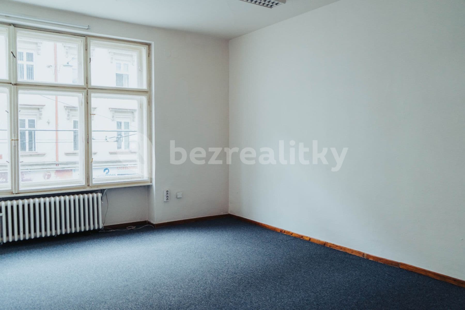 Prenájom kancelárie 25 m², Husova, Brno, Jihomoravský kraj Prenájom kancelárie 25 m², Husova, Brno, Jihomoravský kraj