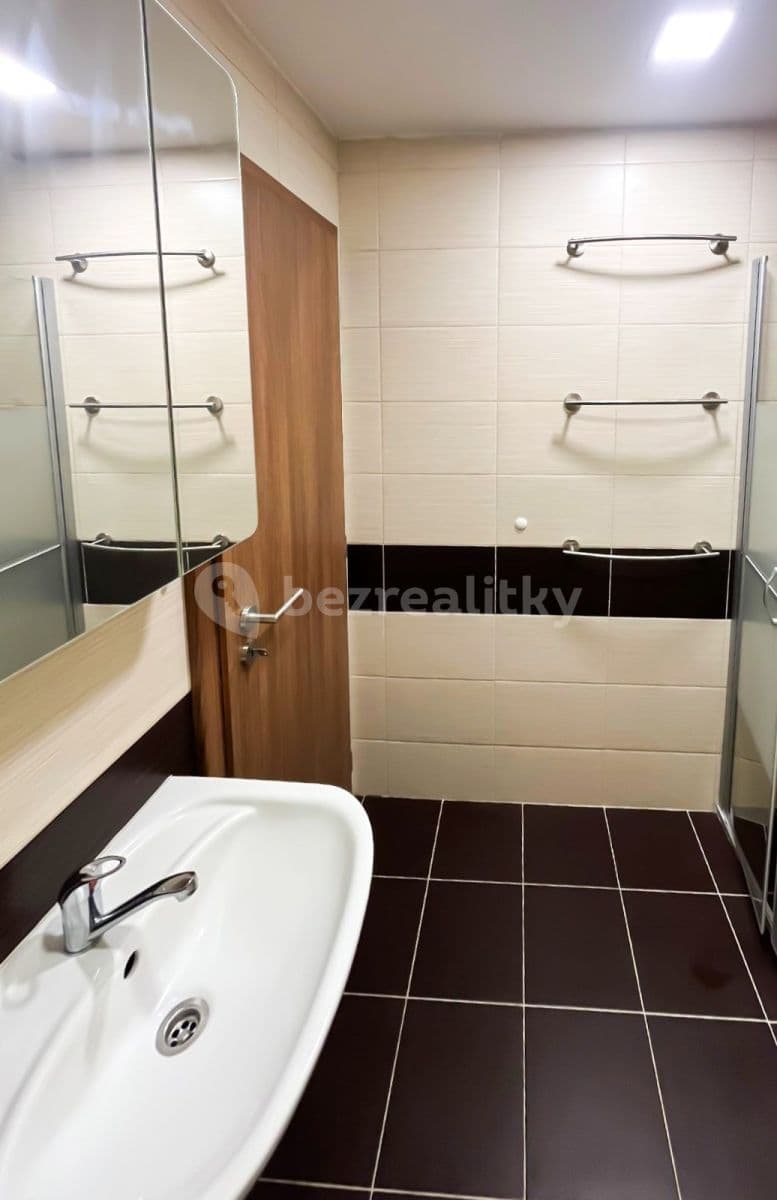Prenájom bytu 1-izbový 44 m², Konečná, Karlovy Vary, Karlovarský kraj Prenájom bytu 1-izbový 44 m², Konečná, Karlovy Vary, Karlovarský kraj