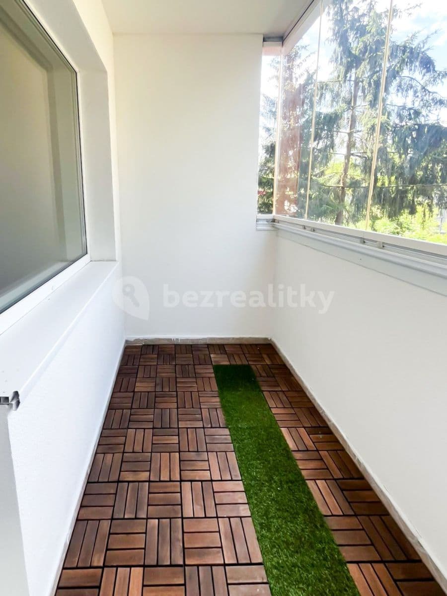 Prenájom bytu 1-izbový 44 m², Konečná, Karlovy Vary, Karlovarský kraj Prenájom bytu 1-izbový 44 m², Konečná, Karlovy Vary, Karlovarský kraj