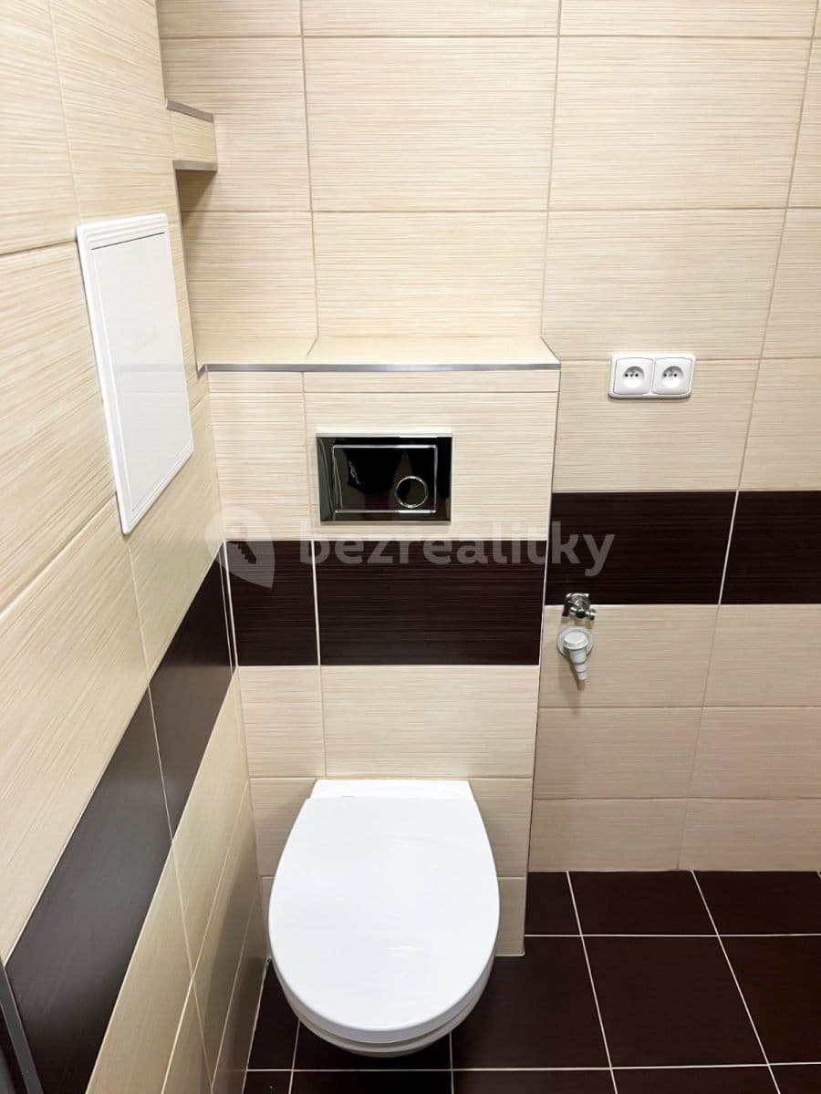 Prenájom bytu 1-izbový 44 m², Konečná, Karlovy Vary, Karlovarský kraj Prenájom bytu 1-izbový 44 m², Konečná, Karlovy Vary, Karlovarský kraj