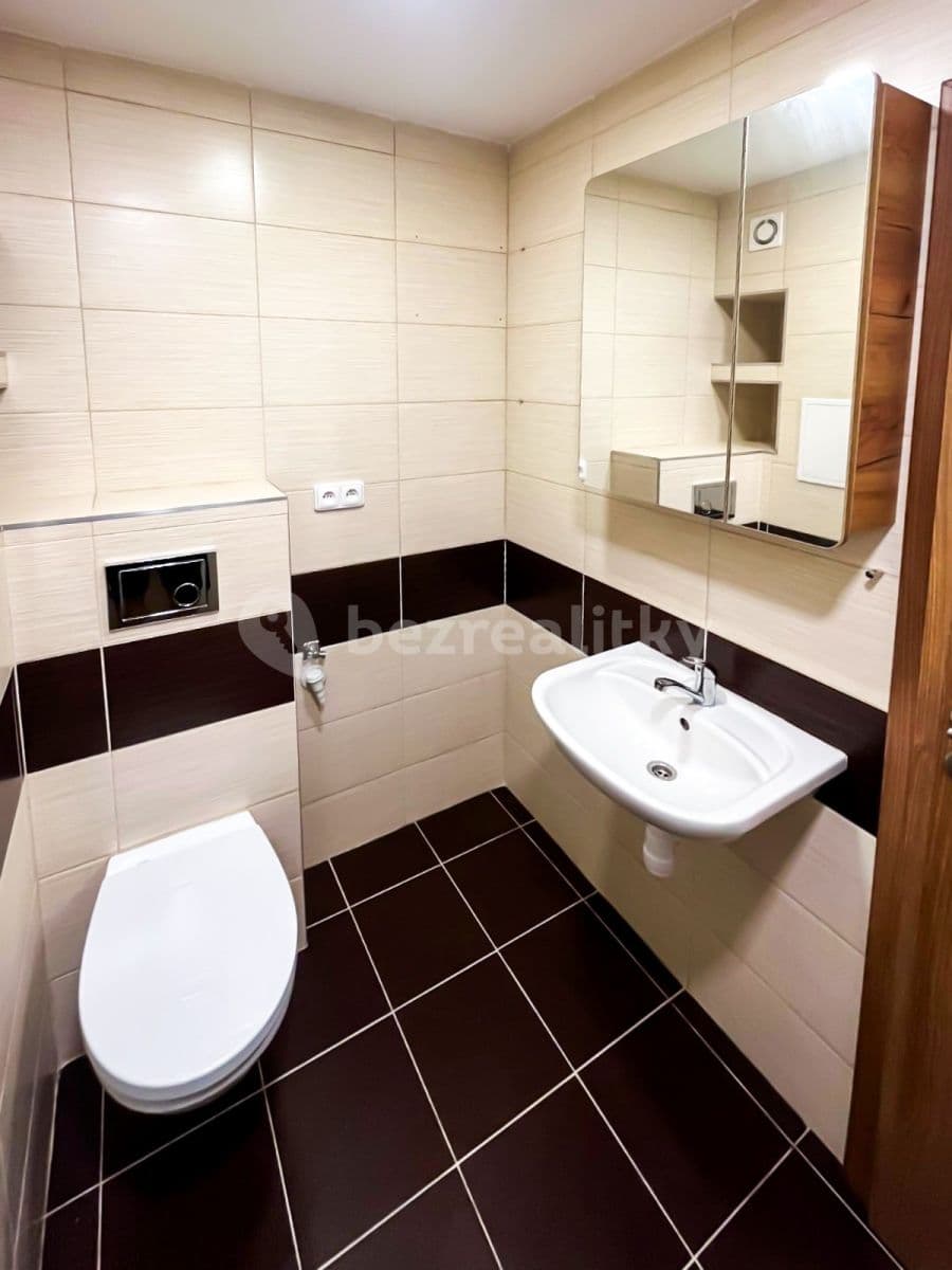 Prenájom bytu 1-izbový 44 m², Konečná, Karlovy Vary, Karlovarský kraj Prenájom bytu 1-izbový 44 m², Konečná, Karlovy Vary, Karlovarský kraj