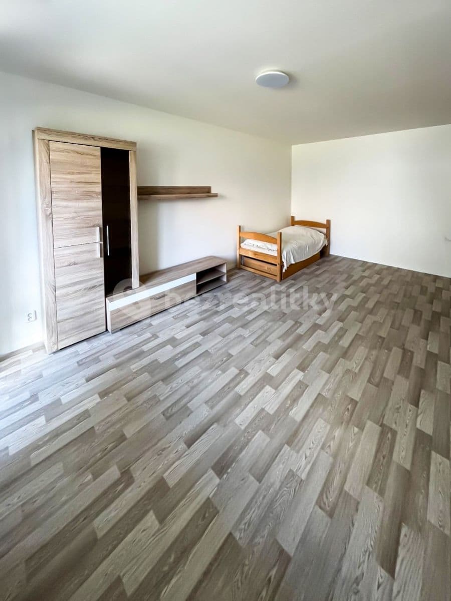 Prenájom bytu 1-izbový 44 m², Konečná, Karlovy Vary, Karlovarský kraj Prenájom bytu 1-izbový 44 m², Konečná, Karlovy Vary, Karlovarský kraj
