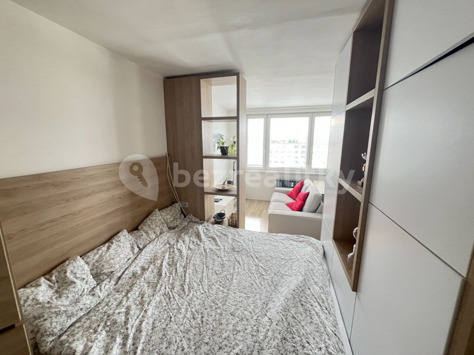 Prenájom bytu Garsoniéra 32 m², Topolová, Praha, Praha Prenájom bytu Garsoniéra 32 m², Topolová, Praha, Praha