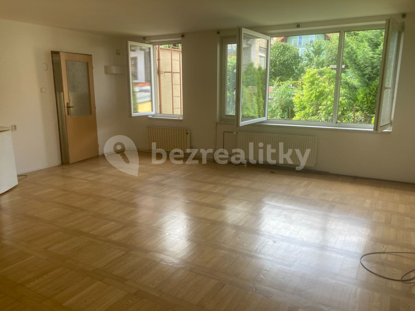 Prenájom bytu 1-izbový 45 m², Rybnická, Brno, Jihomoravský kraj Prenájom bytu 1-izbový 45 m², Rybnická, Brno, Jihomoravský kraj