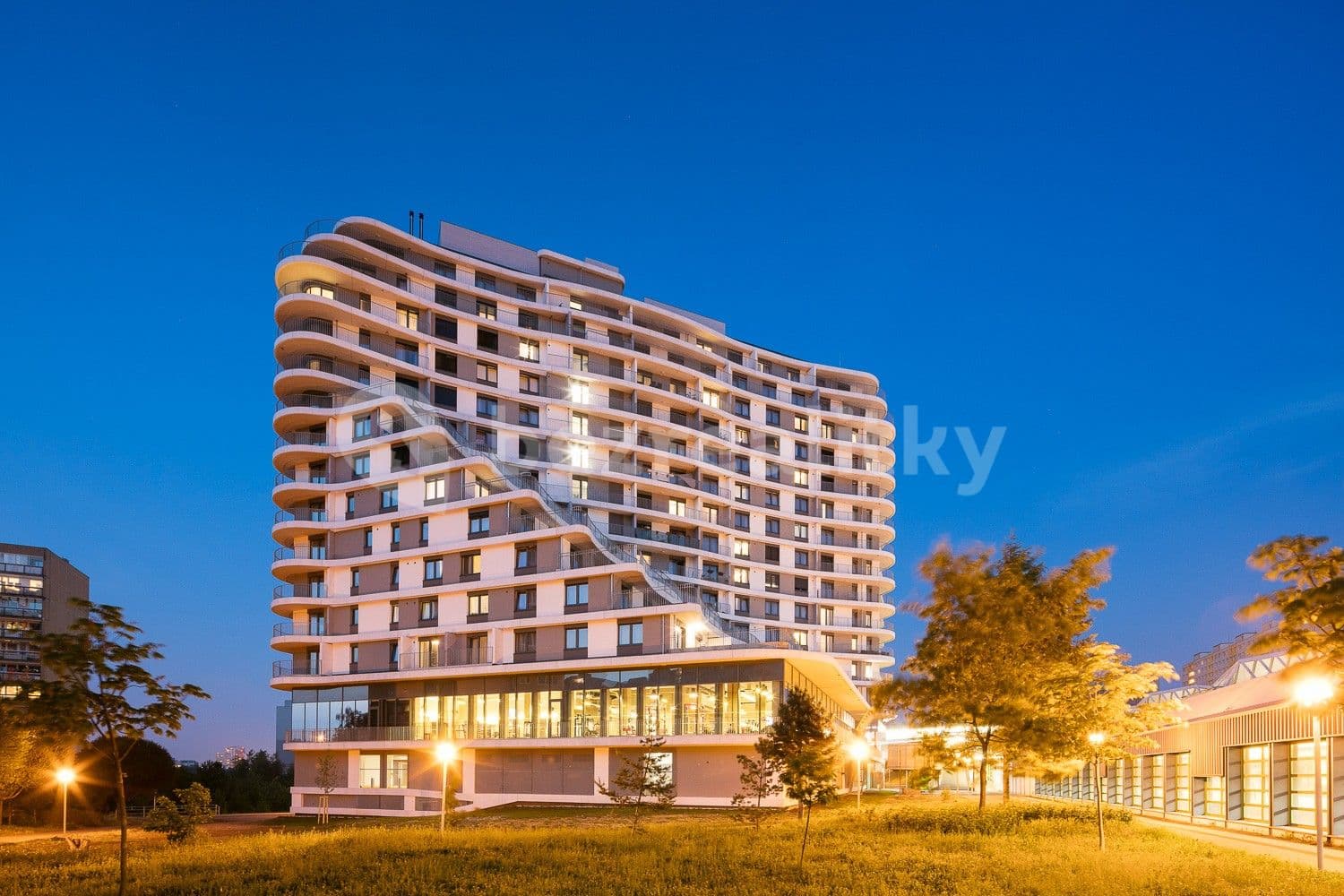 Prenájom bytu 1-izbový 29 m², Mukařovského, Praha, Praha Prenájom bytu 1-izbový 29 m², Mukařovského, Praha, Praha