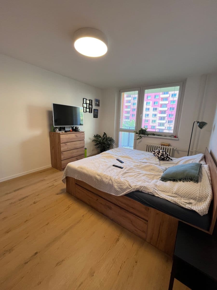 Prenájom bytu 1-izbový 35 m², Sídliště Osvobození, Vyškov, Jihomoravský kraj Prenájom bytu 1-izbový 35 m², Sídliště Osvobození, Vyškov, Jihomoravský kraj
