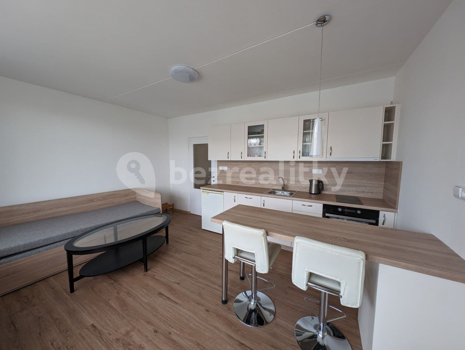 Prenájom bytu Garsoniéra 35 m², Mařatkova, Praha, Praha Prenájom bytu Garsoniéra 35 m², Mařatkova, Praha, Praha