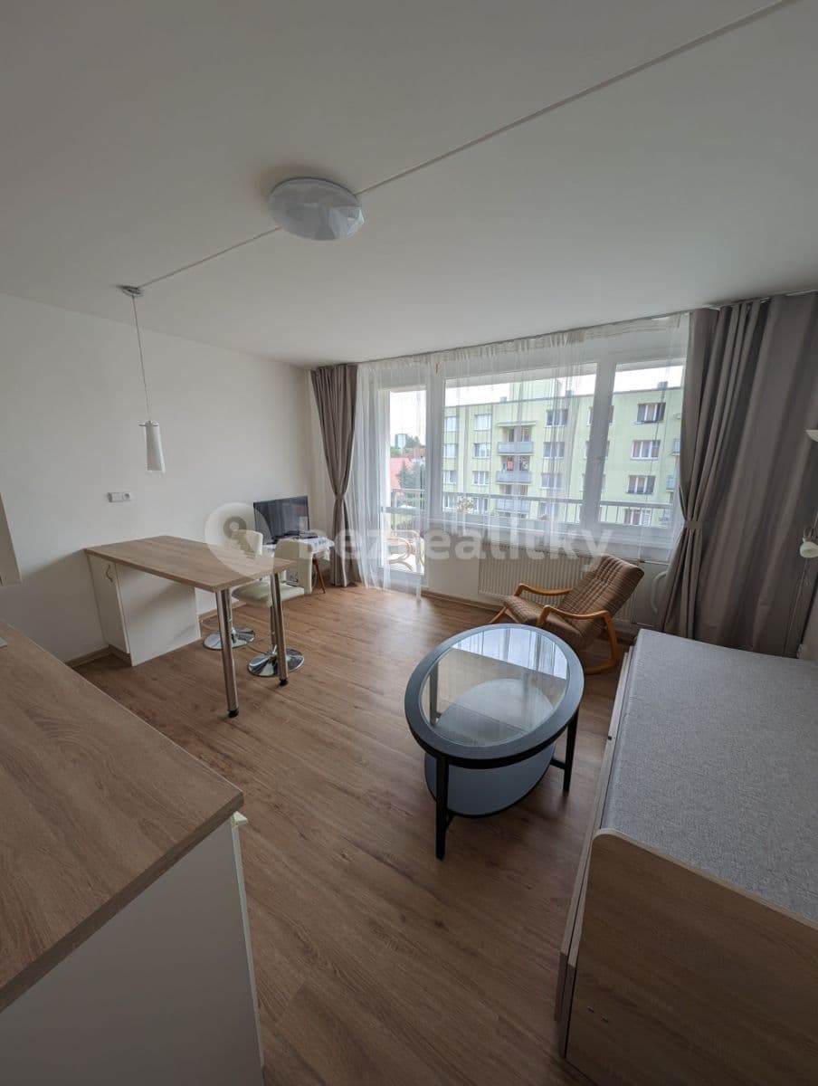 Prenájom bytu Garsoniéra 35 m², Mařatkova, Praha, Praha Prenájom bytu Garsoniéra 35 m², Mařatkova, Praha, Praha