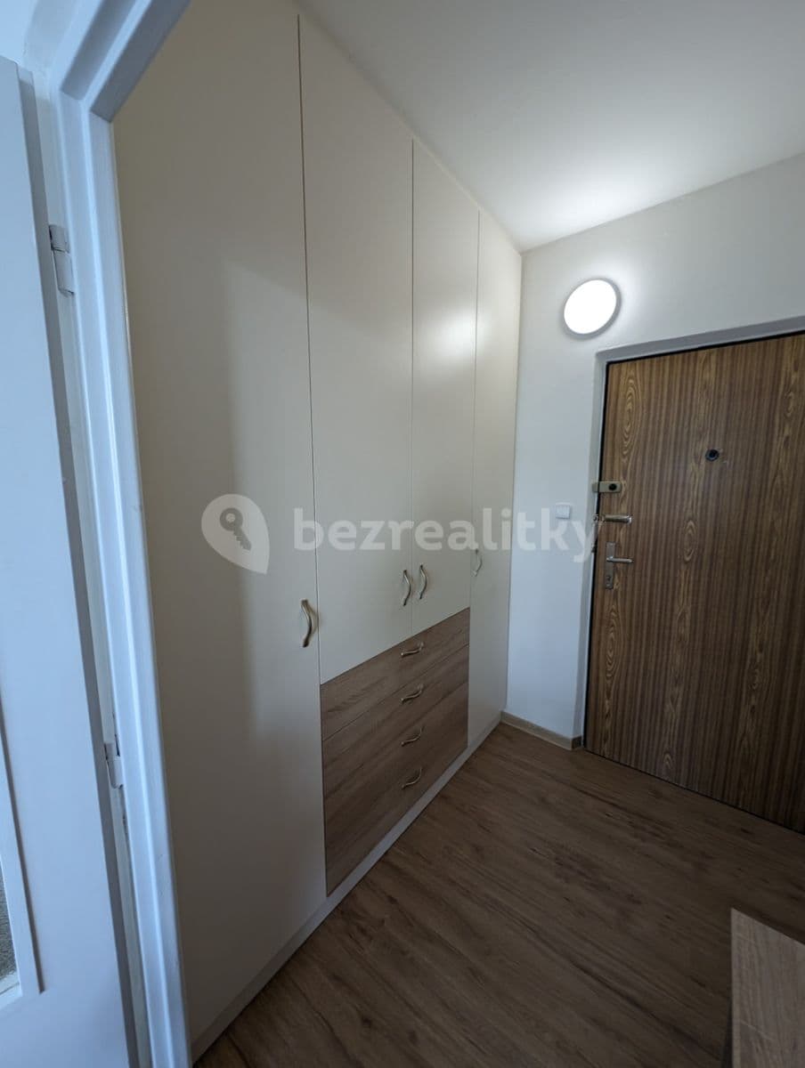 Prenájom bytu Garsoniéra 35 m², Mařatkova, Praha, Praha Prenájom bytu Garsoniéra 35 m², Mařatkova, Praha, Praha