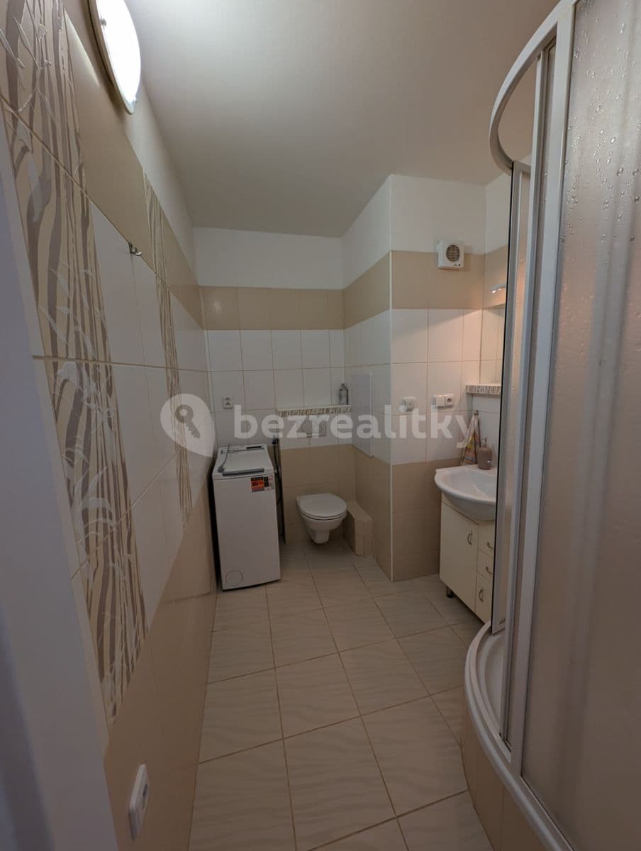 Prenájom bytu Garsoniéra 35 m², Mařatkova, Praha, Praha Prenájom bytu Garsoniéra 35 m², Mařatkova, Praha, Praha