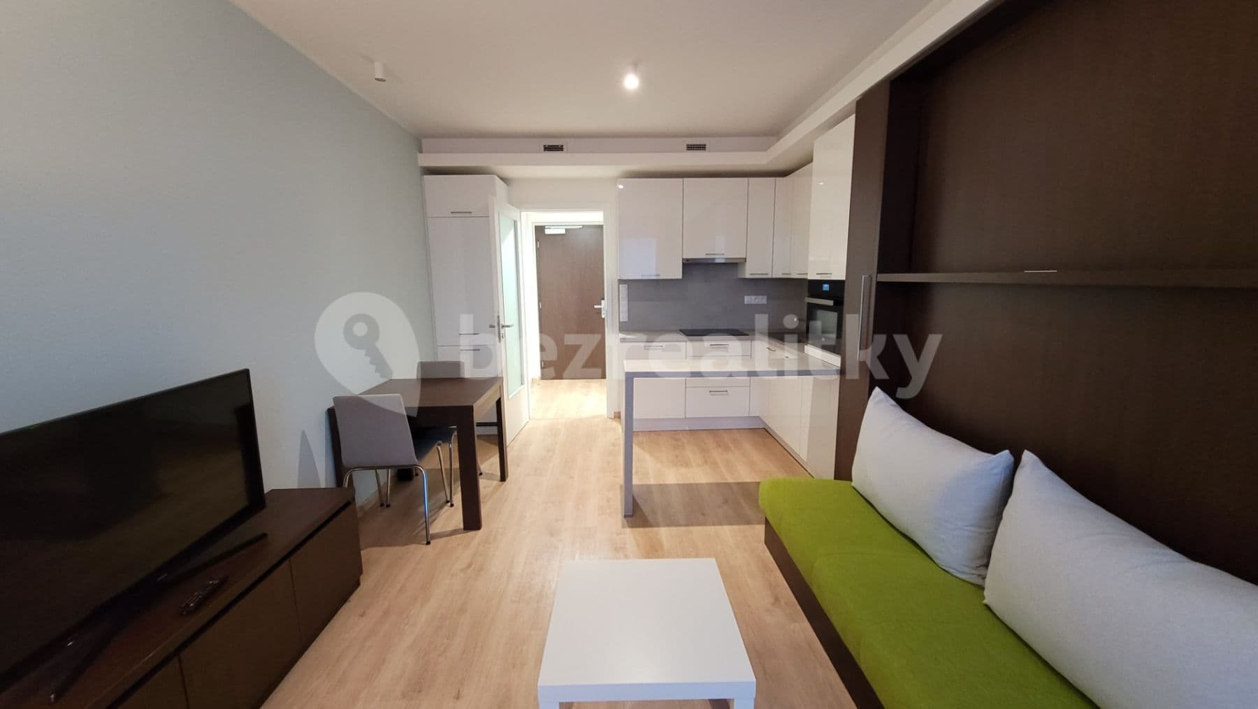 Prenájom bytu 1-izbový 31 m², Mukařovského, Praha, Praha Prenájom bytu 1-izbový 31 m², Mukařovského, Praha, Praha