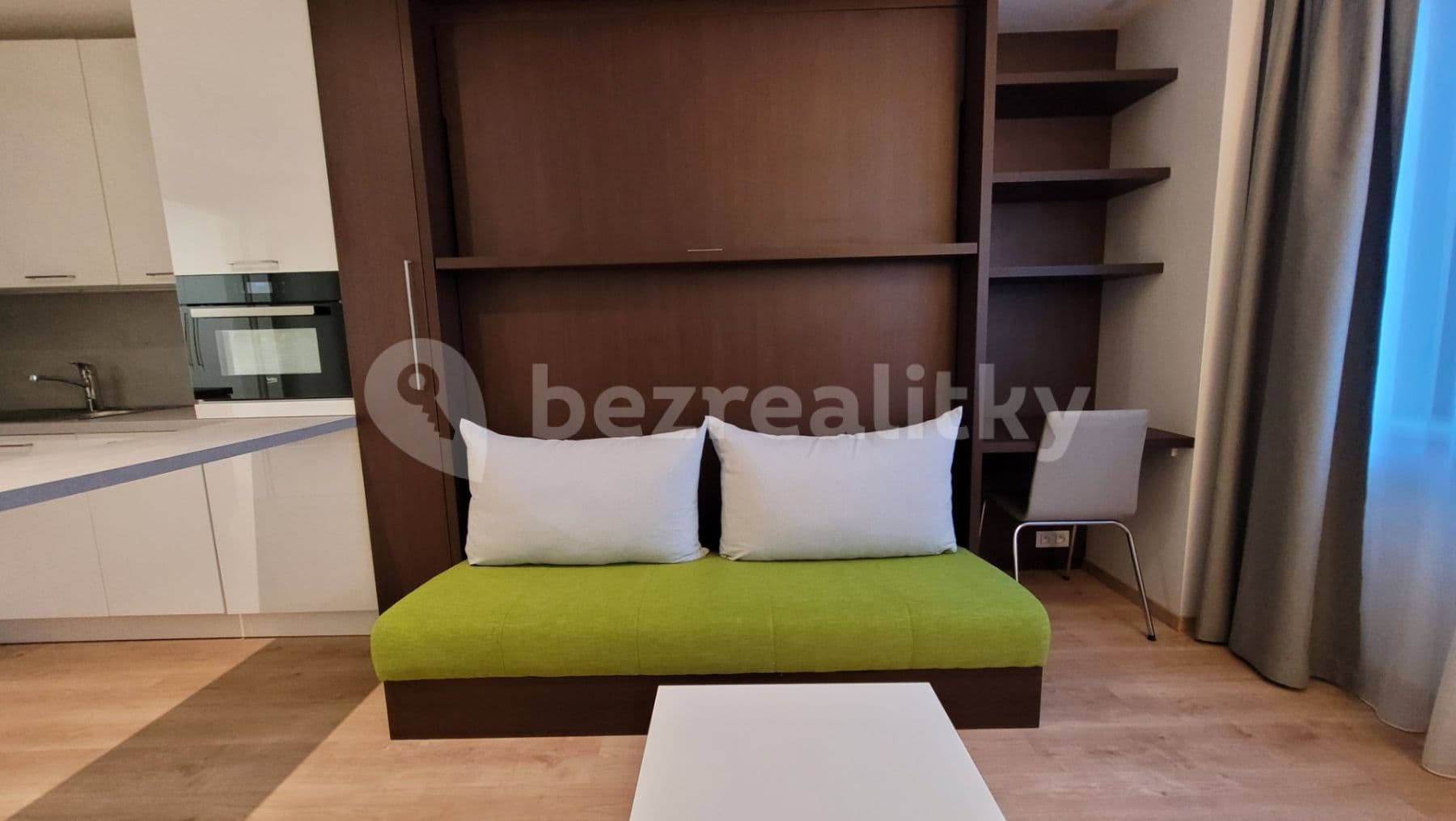 Prenájom bytu 1-izbový 31 m², Mukařovského, Praha, Praha Prenájom bytu 1-izbový 31 m², Mukařovského, Praha, Praha