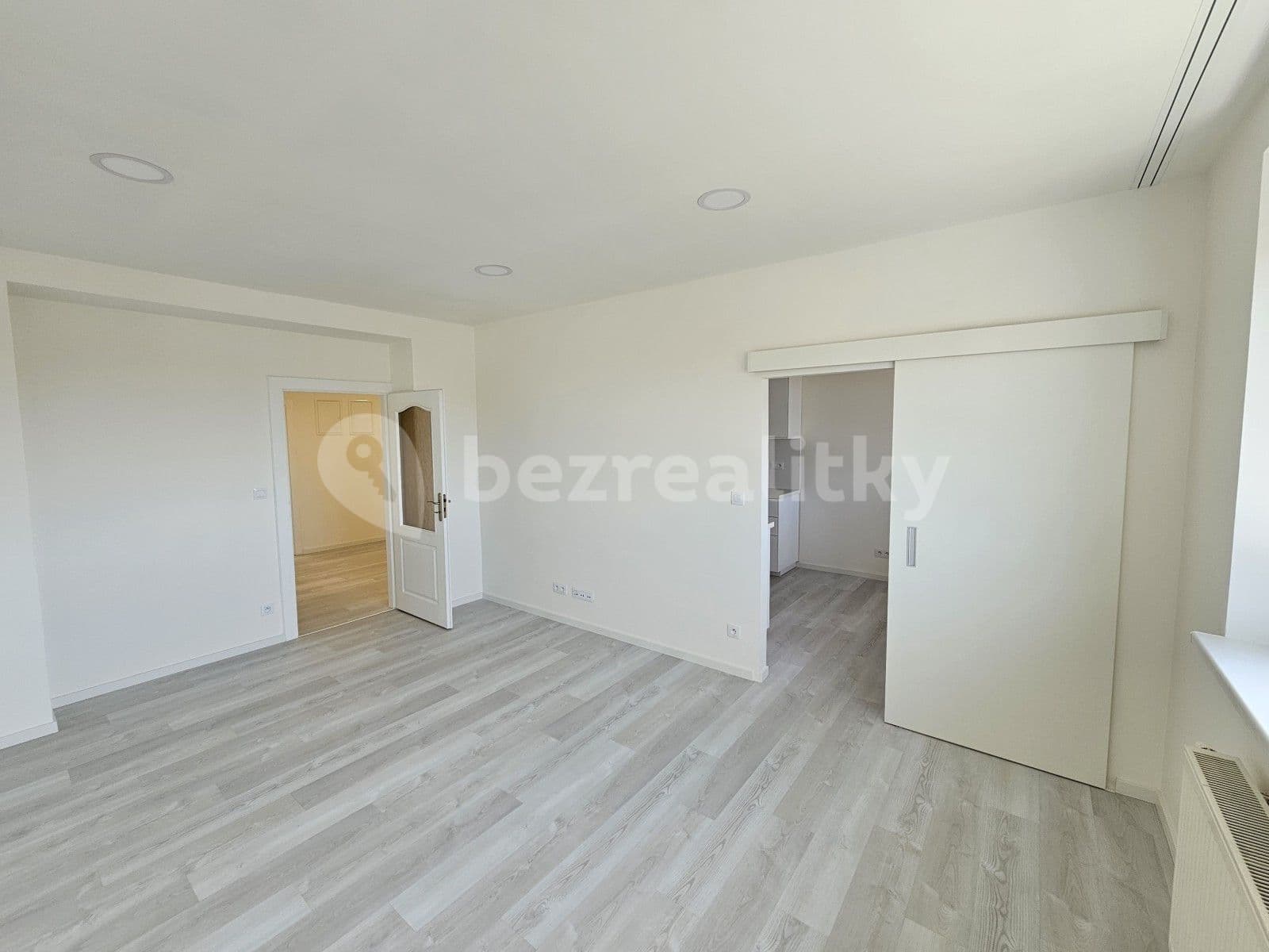 Prenájom bytu 2-izbový 70 m², Viniční, Brno, Jihomoravský kraj Prenájom bytu 2-izbový 70 m², Viniční, Brno, Jihomoravský kraj
