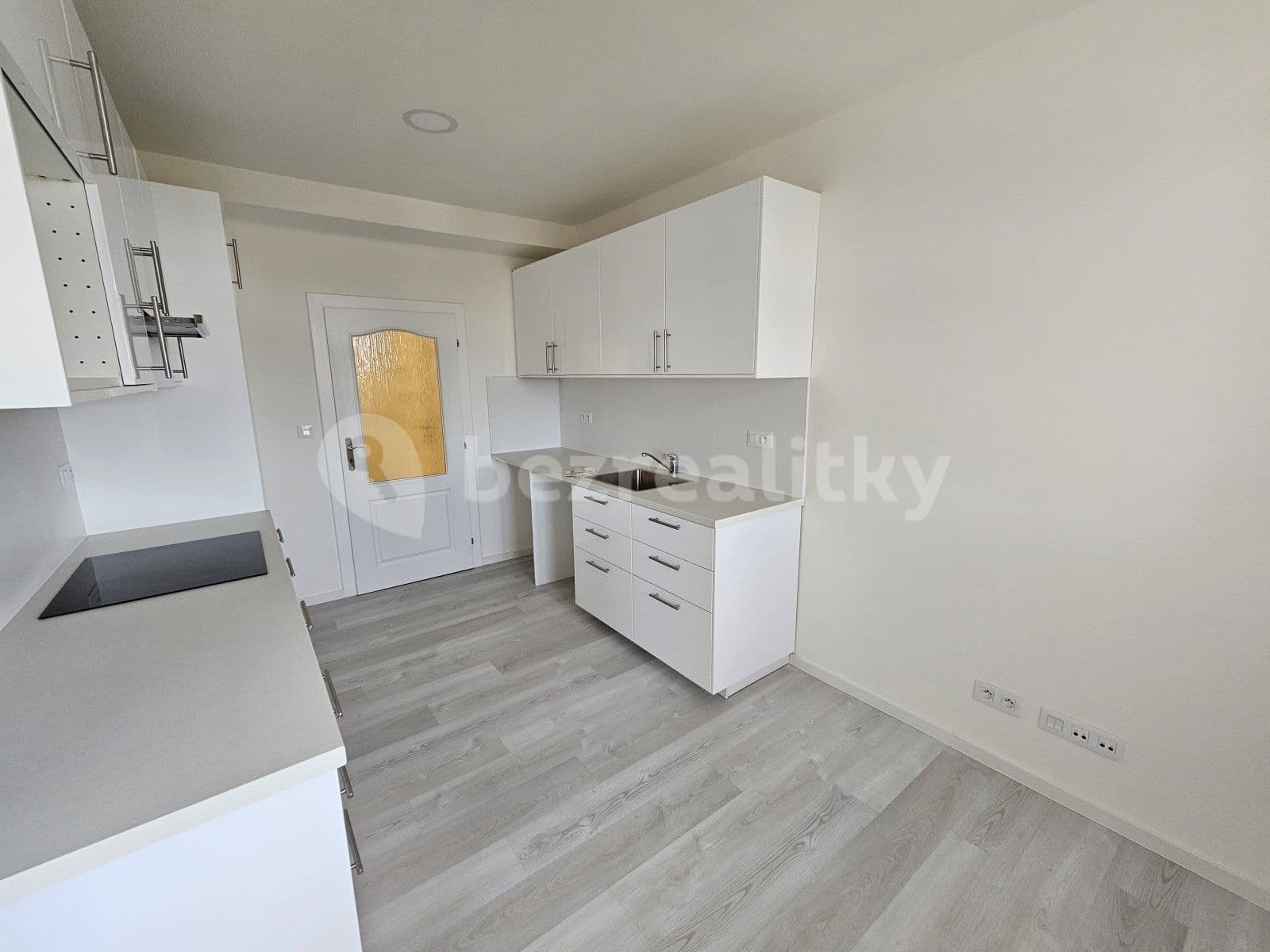 Prenájom bytu 2-izbový 70 m², Viniční, Brno, Jihomoravský kraj Prenájom bytu 2-izbový 70 m², Viniční, Brno, Jihomoravský kraj