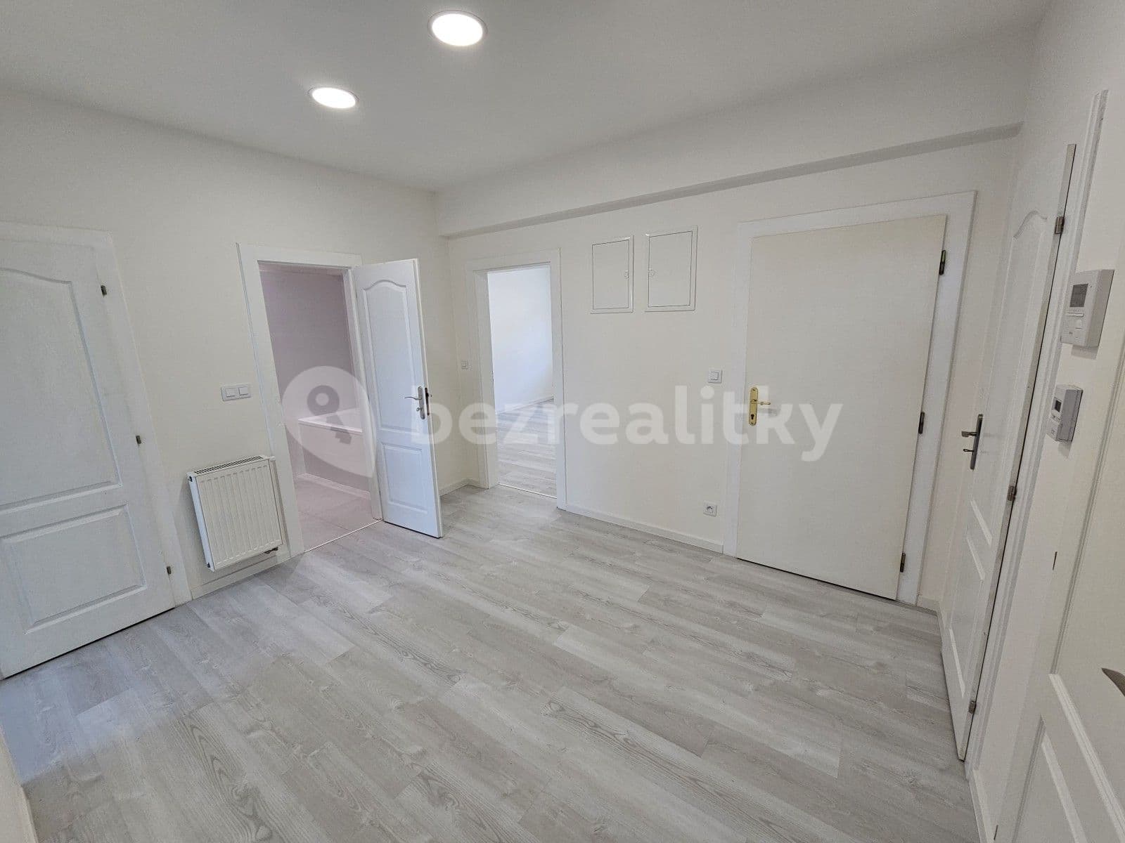 Prenájom bytu 2-izbový 70 m², Viniční, Brno, Jihomoravský kraj Prenájom bytu 2-izbový 70 m², Viniční, Brno, Jihomoravský kraj