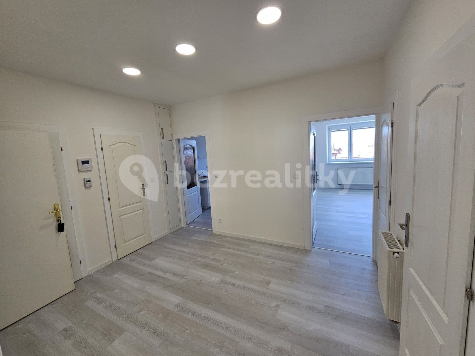 Prenájom bytu 2-izbový 70 m², Viniční, Brno, Jihomoravský kraj Prenájom bytu 2-izbový 70 m², Viniční, Brno, Jihomoravský kraj