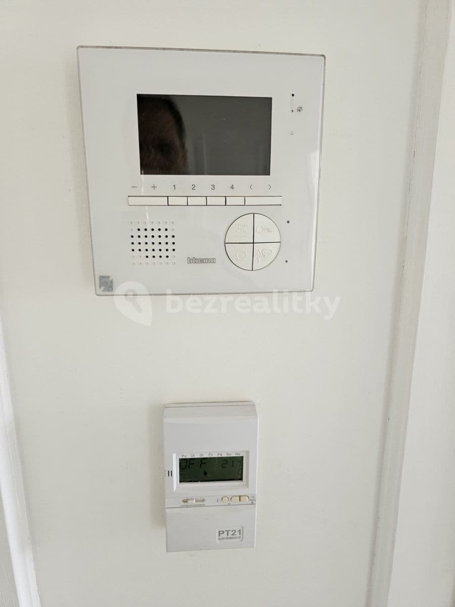 Prenájom bytu 2-izbový 70 m², Viniční, Brno, Jihomoravský kraj Prenájom bytu 2-izbový 70 m², Viniční, Brno, Jihomoravský kraj