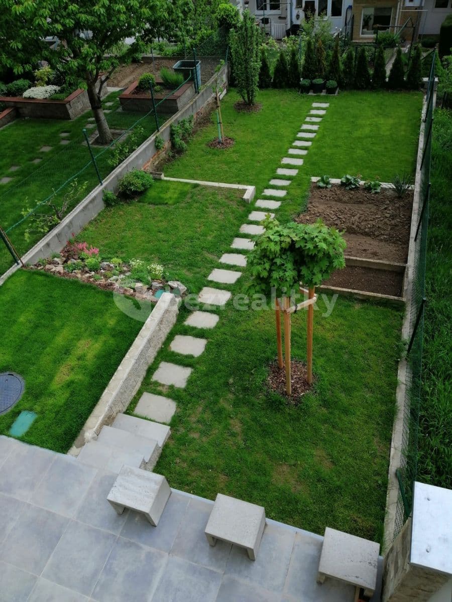 Prenájom bytu 2-izbový 70 m², Viniční, Brno, Jihomoravský kraj Prenájom bytu 2-izbový 70 m², Viniční, Brno, Jihomoravský kraj