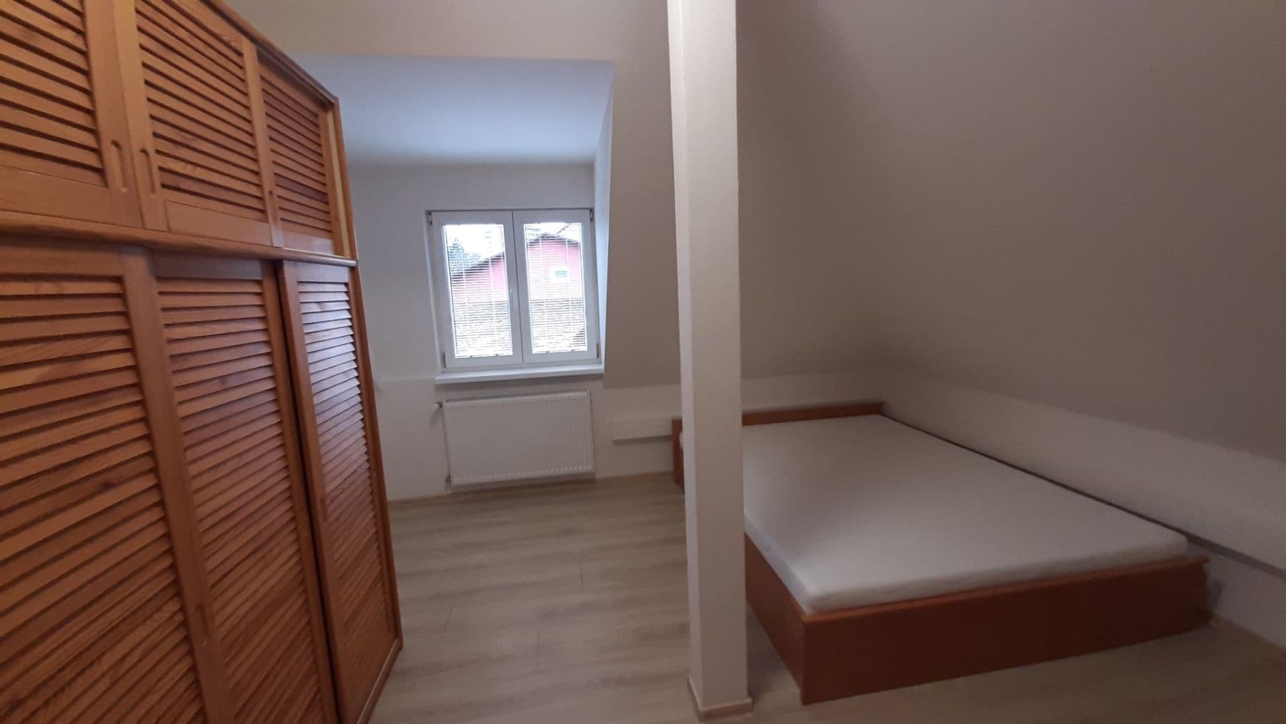 Prenájom bytu 3-izbový 82 m², U Stojanu, Praha, Praha Prenájom bytu 3-izbový 82 m², U Stojanu, Praha, Praha