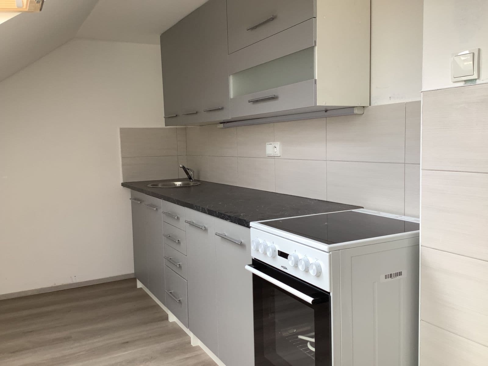 Prenájom bytu 1-izbový 46 m², Deblín, Jihomoravský kraj Prenájom bytu 1-izbový 46 m², Deblín, Jihomoravský kraj