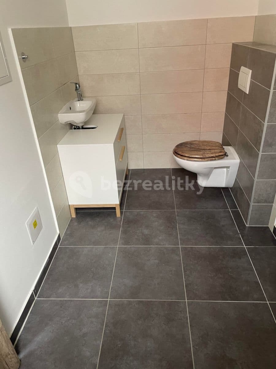 Prenájom domu 97 m², pozemek 130 m², Tři Vršky, Králův Dvůr, Středočeský kraj Prenájom domu 97 m², pozemek 130 m², Tři Vršky, Králův Dvůr, Středočeský kraj