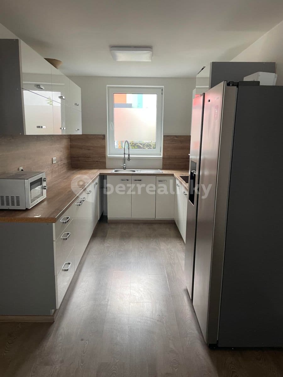 Prenájom domu 97 m², pozemek 130 m², Tři Vršky, Králův Dvůr, Středočeský kraj Prenájom domu 97 m², pozemek 130 m², Tři Vršky, Králův Dvůr, Středočeský kraj