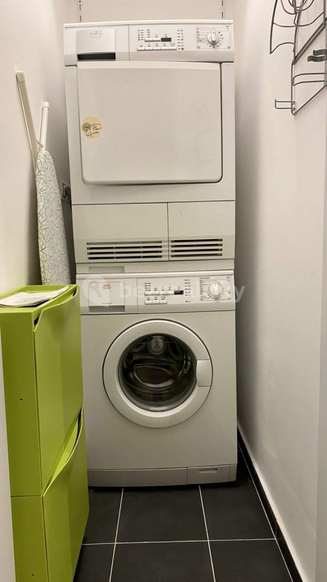 Prenájom bytu 2-izbový 66 m², Na Královkách, Kuřim, Jihomoravský kraj Prenájom bytu 2-izbový 66 m², Na Královkách, Kuřim, Jihomoravský kraj