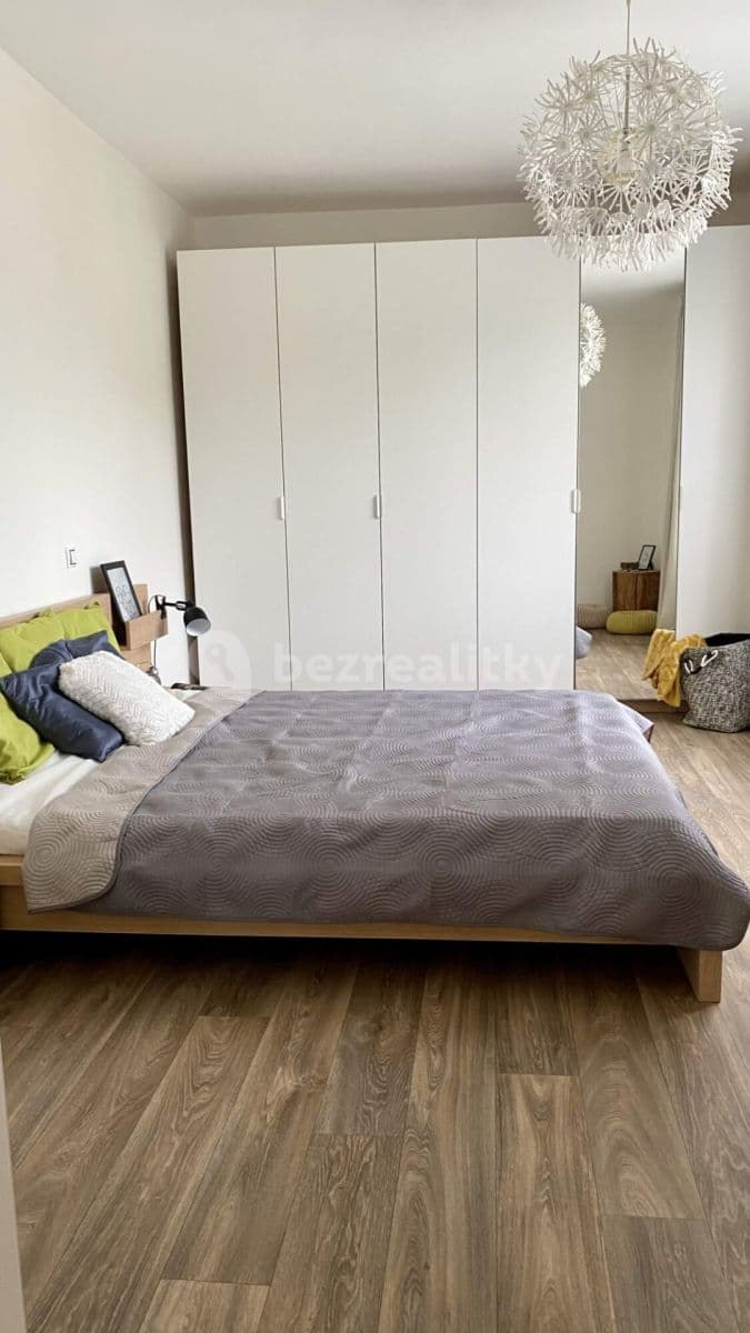 Prenájom bytu 2-izbový 66 m², Na Královkách, Kuřim, Jihomoravský kraj Prenájom bytu 2-izbový 66 m², Na Královkách, Kuřim, Jihomoravský kraj