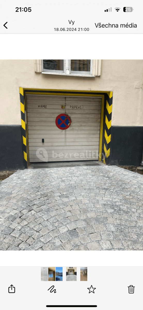 Prenájom garáže 20 m², Perunova, Praha, Praha Prenájom garáže 20 m², Perunova, Praha, Praha