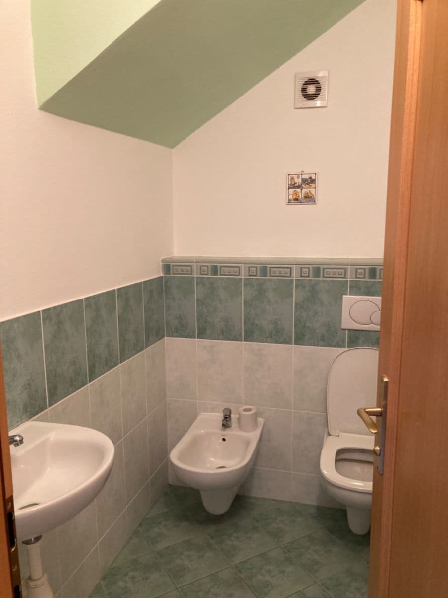 Predaj domu 200 m², pozemek 149 m², Kvetinová, Banská Bystrica, Banskobystrický kraj Predaj domu 200 m², pozemek 149 m², Kvetinová, Banská Bystrica, Banskobystrický kraj