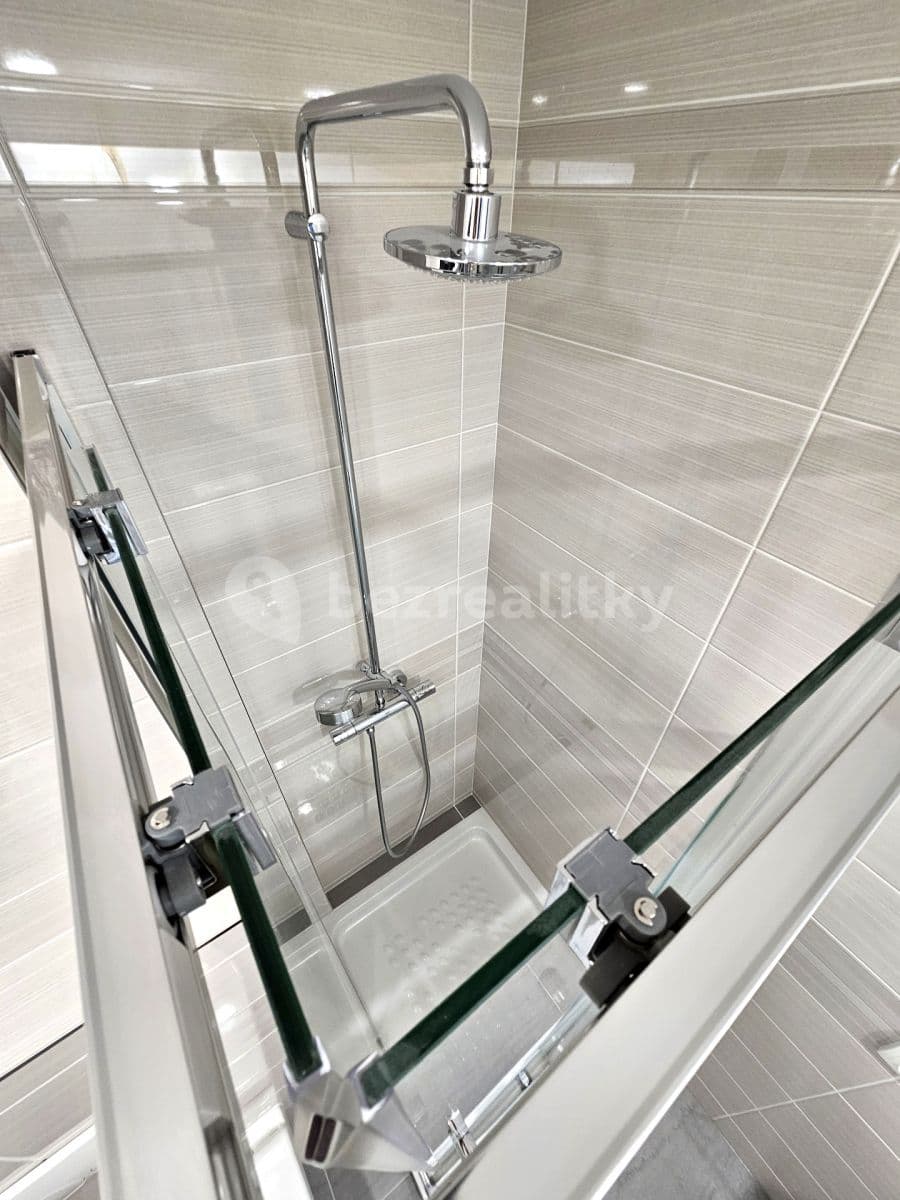 Prenájom bytu Garsoniéra 28 m², Heřmanova, Praha, Praha Prenájom bytu Garsoniéra 28 m², Heřmanova, Praha, Praha