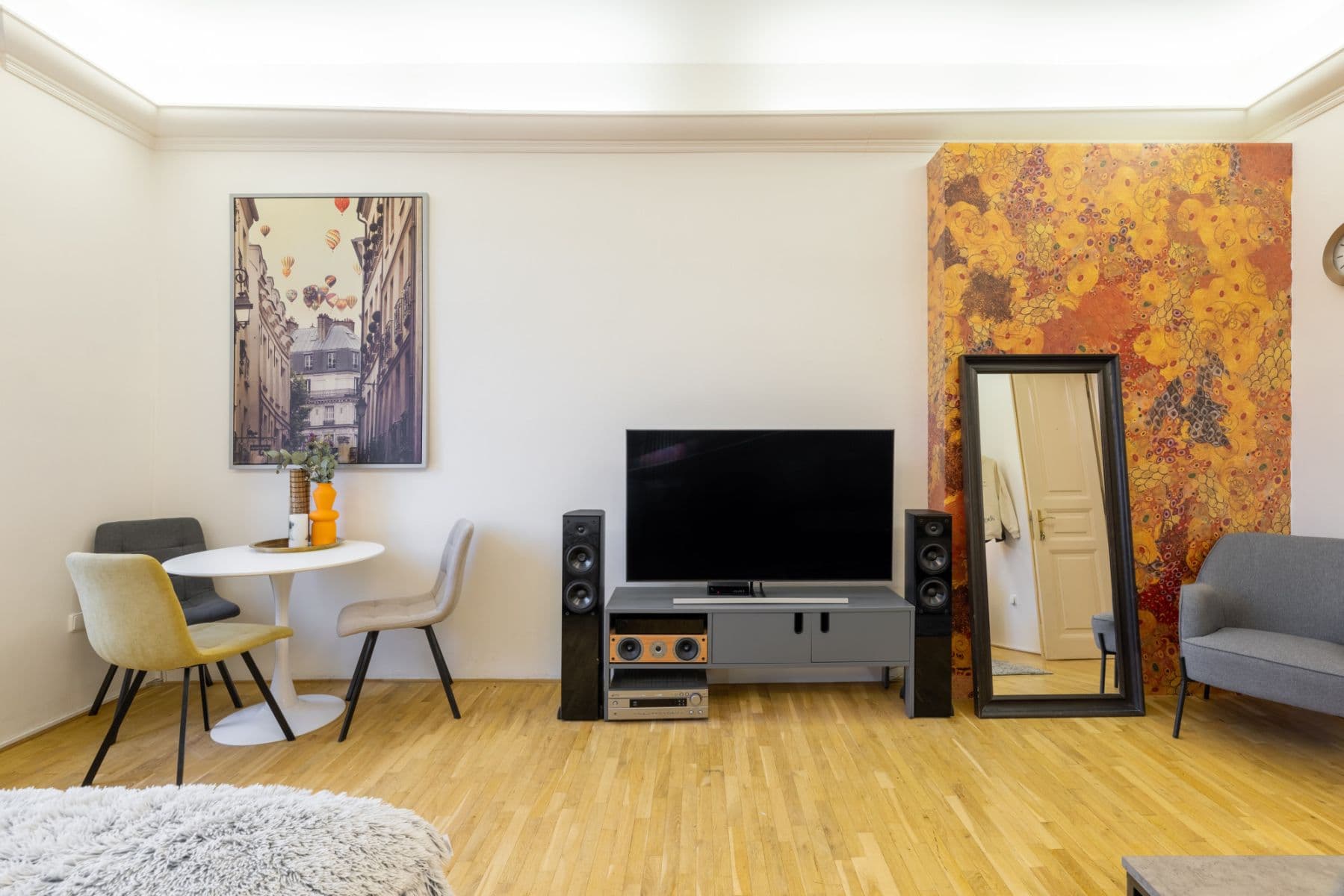 Prenájom bytu 160 m², Ruská, Praha, Praha Prenájom bytu 160 m², Ruská, Praha, Praha