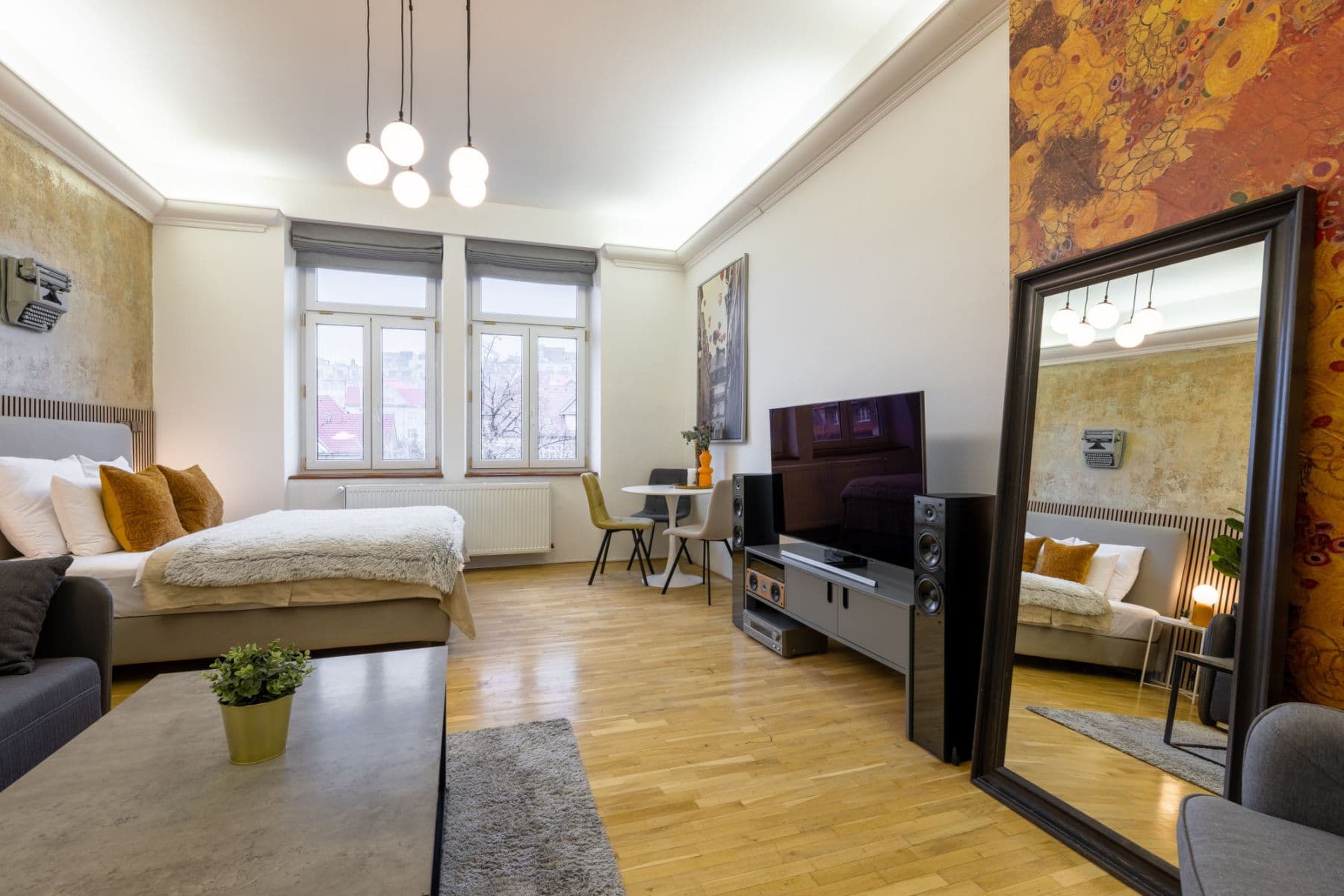 Prenájom bytu 160 m², Ruská, Praha, Praha Prenájom bytu 160 m², Ruská, Praha, Praha