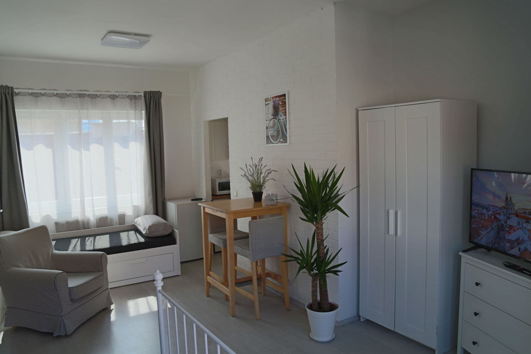 Prenájom bytu 75 m², Na Zbořenci, Praha, Praha Prenájom bytu 75 m², Na Zbořenci, Praha, Praha