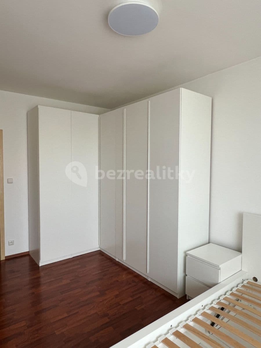 Prenájom bytu 2-izbový 50 m², Nad Okrouhlíkem, Praha, Praha Prenájom bytu 2-izbový 50 m², Nad Okrouhlíkem, Praha, Praha