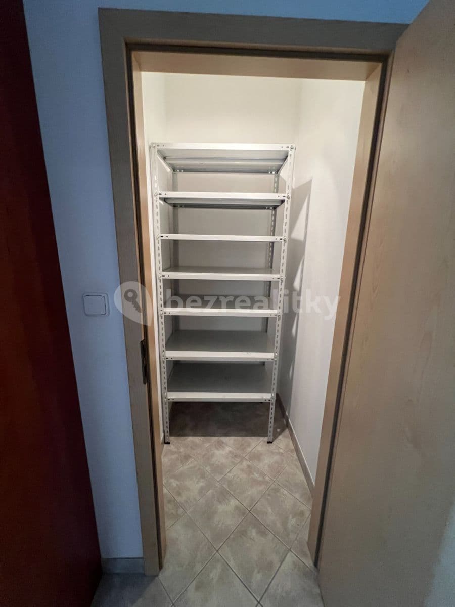 Prenájom bytu 2-izbový 50 m², Nad Okrouhlíkem, Praha, Praha Prenájom bytu 2-izbový 50 m², Nad Okrouhlíkem, Praha, Praha