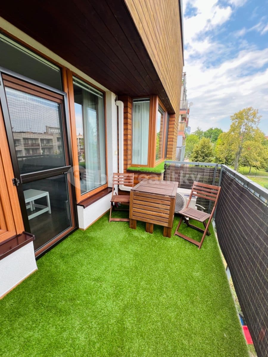 Prenájom bytu 2-izbový 50 m², Nad Okrouhlíkem, Praha, Praha Prenájom bytu 2-izbový 50 m², Nad Okrouhlíkem, Praha, Praha