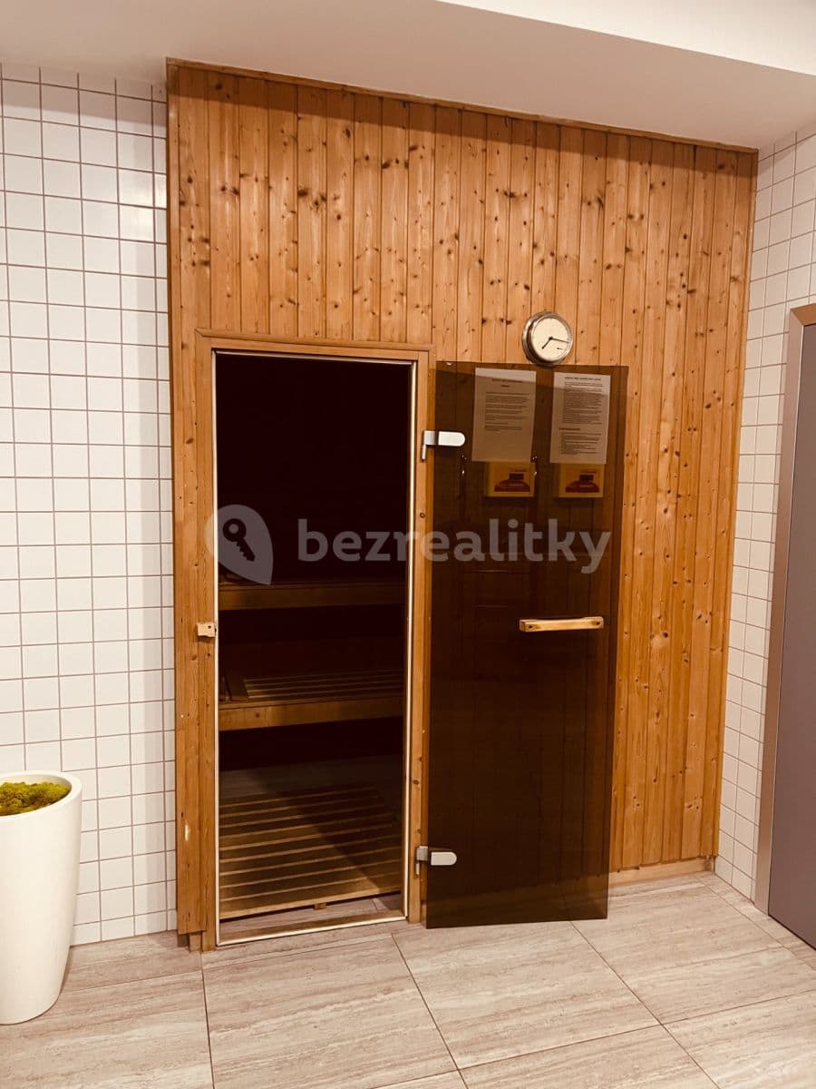 Prenájom bytu 2-izbový 50 m², Nad Okrouhlíkem, Praha, Praha Prenájom bytu 2-izbový 50 m², Nad Okrouhlíkem, Praha, Praha