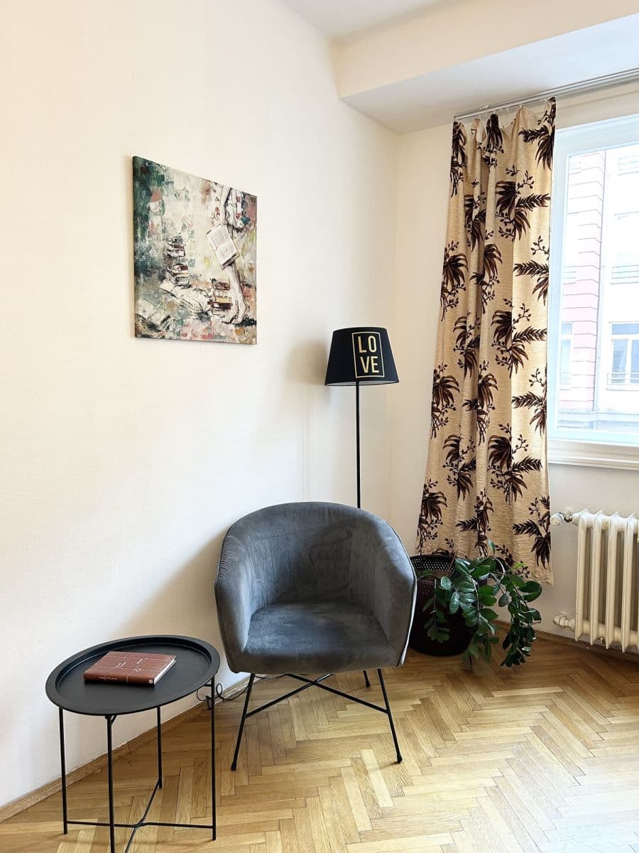Prenájom bytu 72 m², Vrázova, Praha, Praha Prenájom bytu 72 m², Vrázova, Praha, Praha